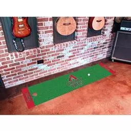 Click here to learn more about the Arizona Diamondbacks Putting Green Runner.