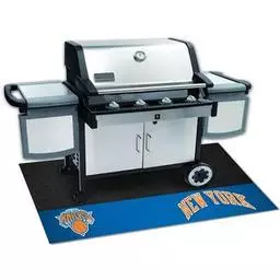 Click here to learn more about the New York Knicks Grill Mat 26"x42".