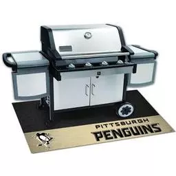 Click here to learn more about the Pittsburgh Penguins Grill Mat 26"x42".